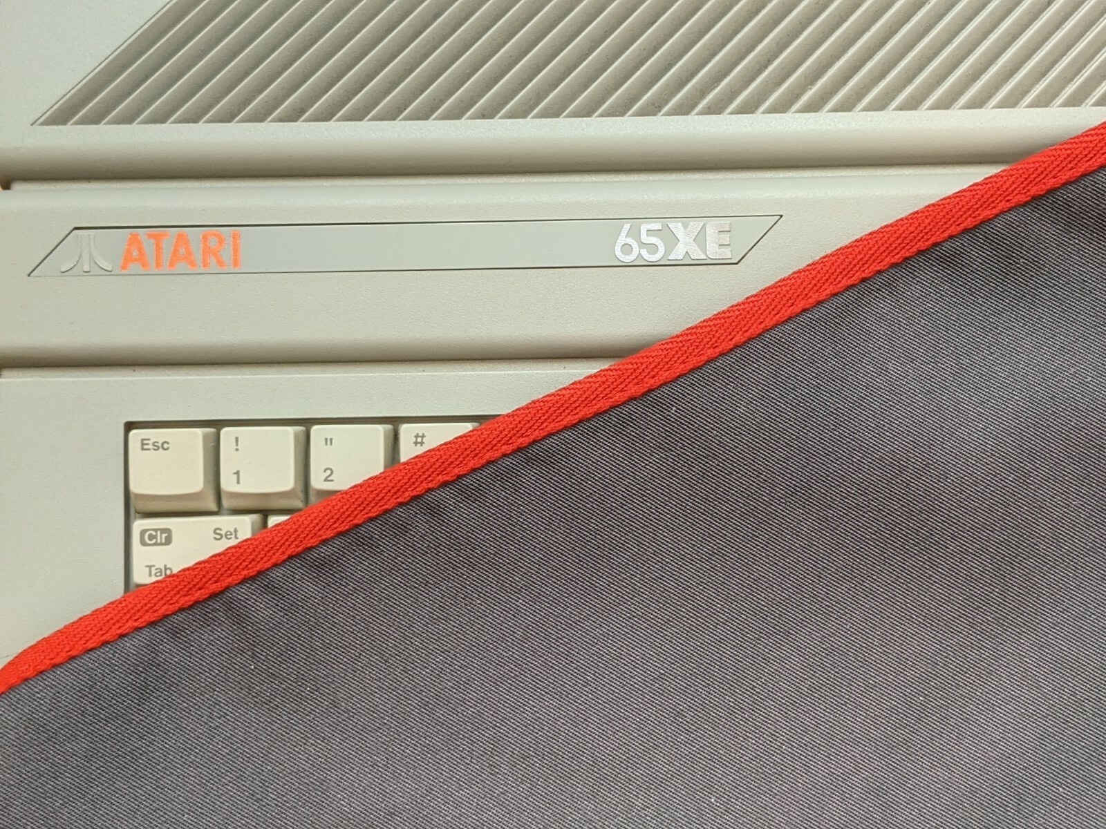 Atari 800XE/65XE/130XE dust cover - graphite grey cotton canvas