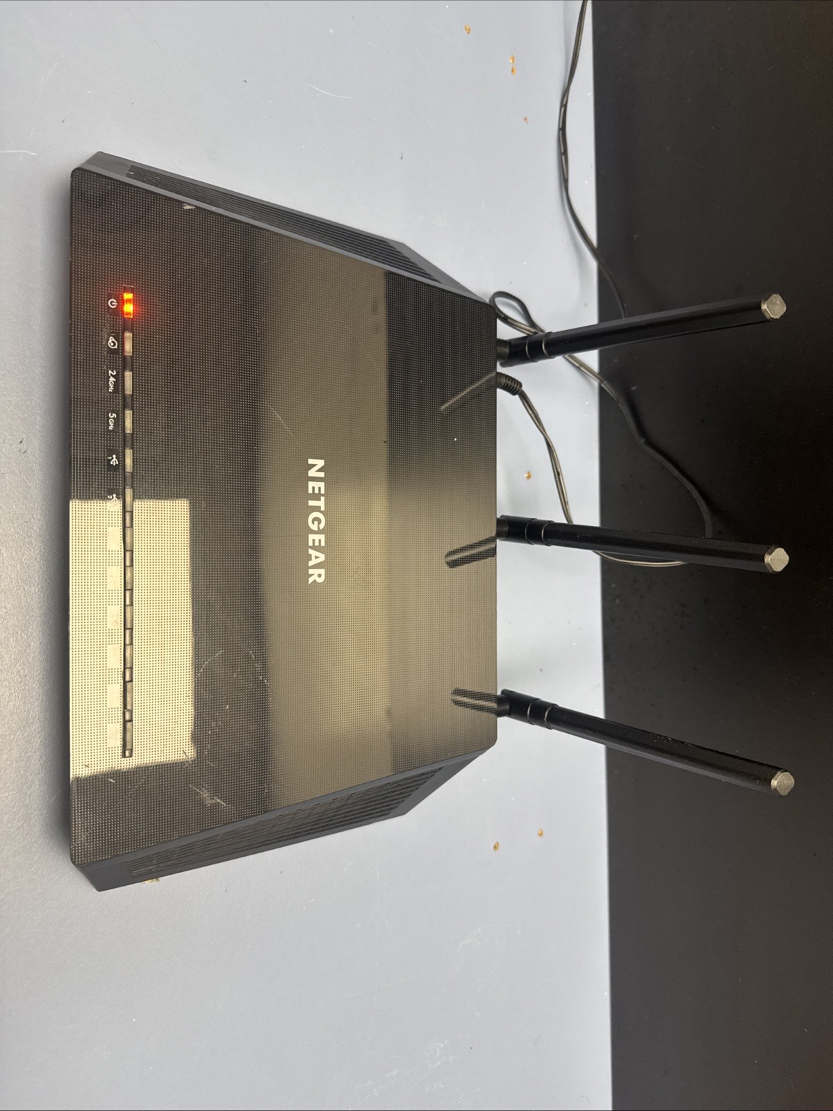 Netgear AC1750 Smart WiFi Dual Band Router Model R6400 Charger Cat 6 cable Works
