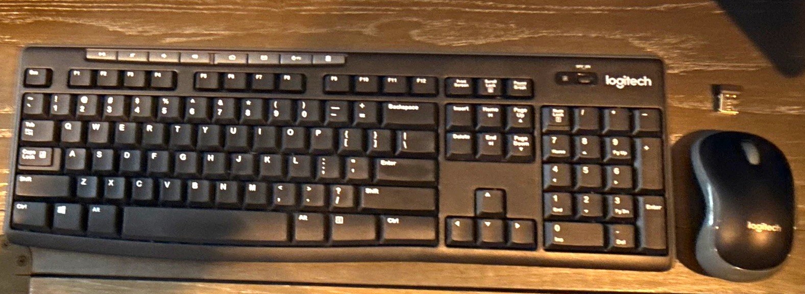 Logitech MK320 Wireless Desktop Keyboard & Mouse Combo w/ USB Receiver Black⁠