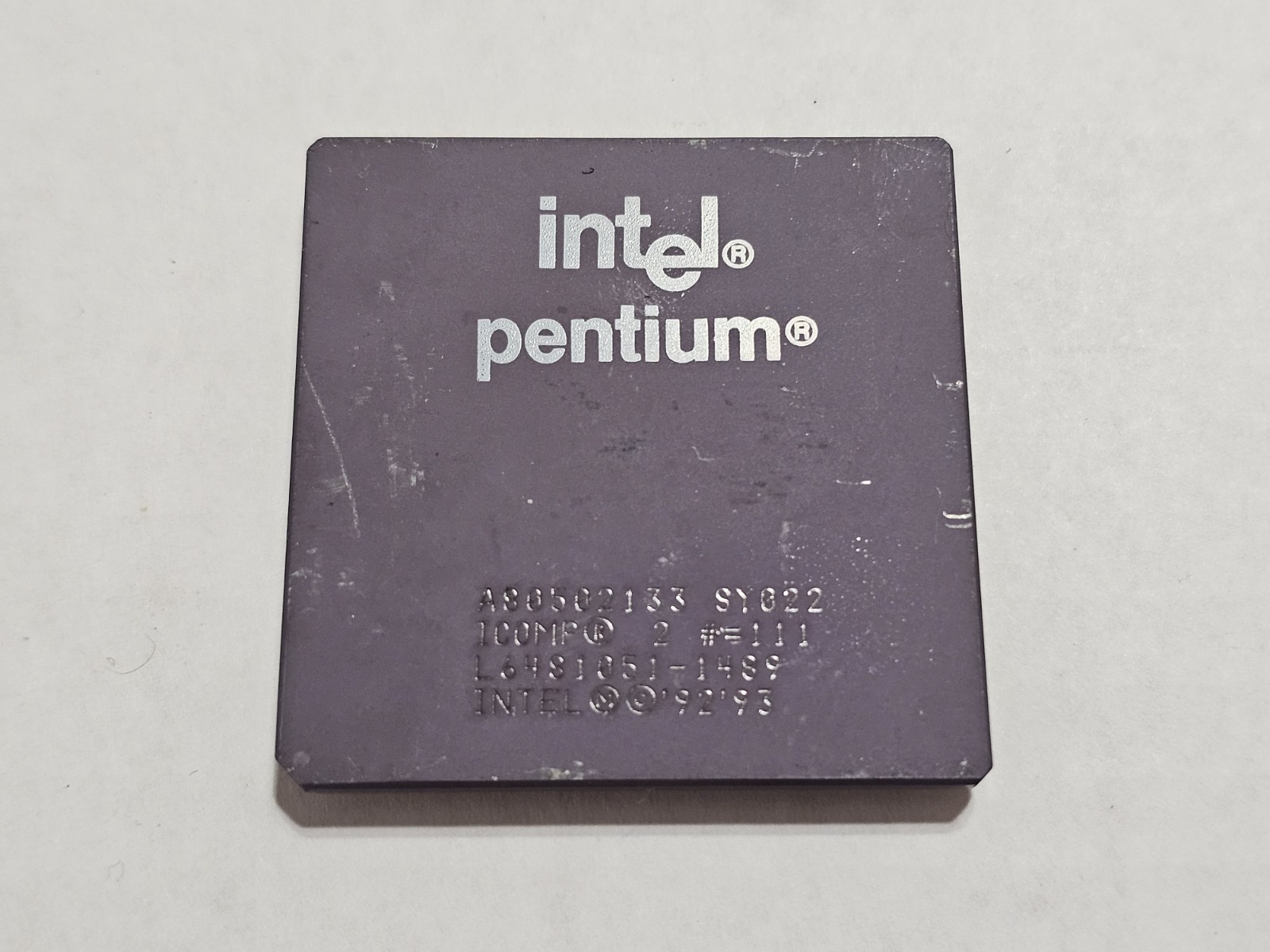 Vintage Intel Pentium 133 MHz CPU Ceramic Gold Processor A80502133 SY022