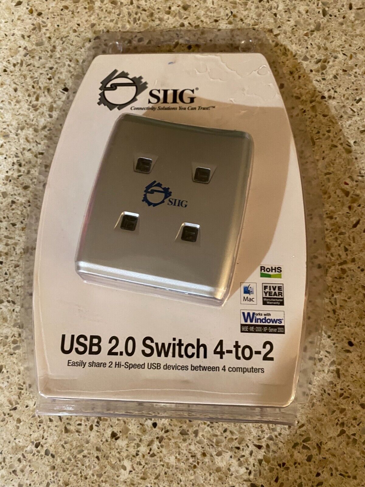 Siig USB 2.0 Switch 4-to-2 Share 2 HiSpeed USB Devices 4 Computers #JU-SW4212-S1