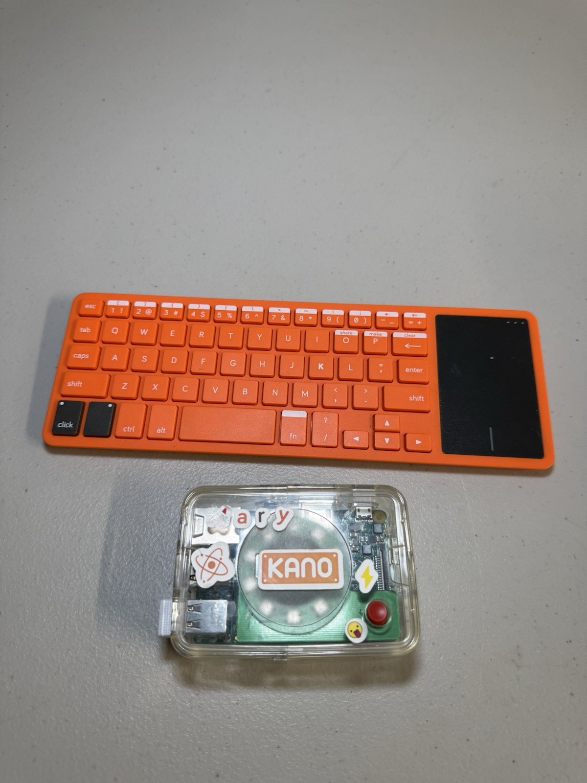 KANO Computer Kit Raspberry Pi 3 Make Your Own Computer w/ Keyboard