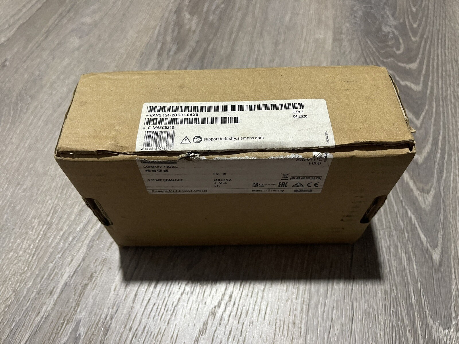 Surplus New Siemens 6AV2 124-2DC01-0AX0 KTP 400 Comfort Panel Simatic HMI Open