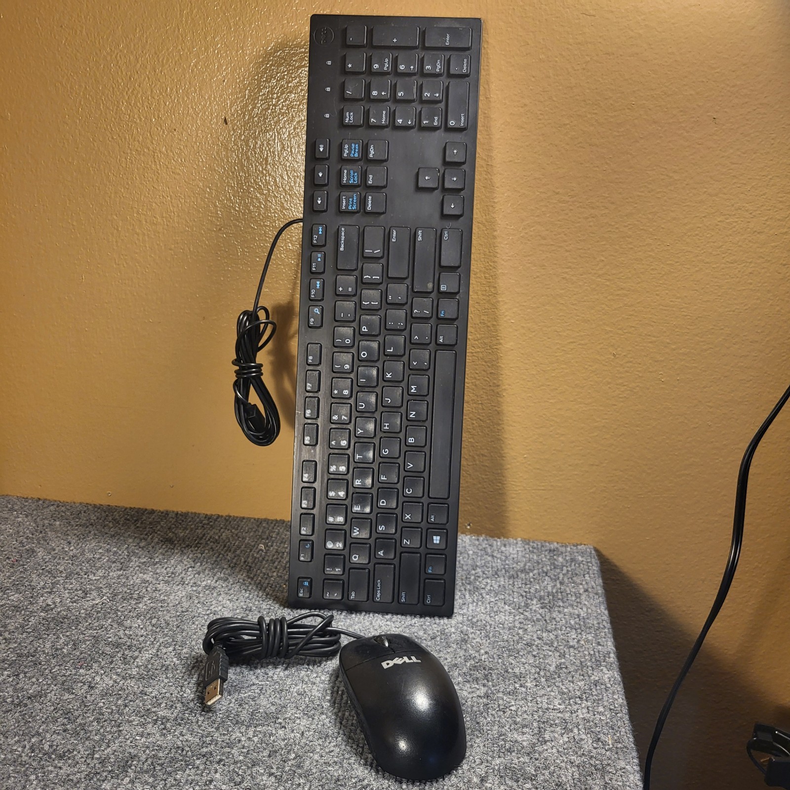 Dell Wired USB Keyboard KB216p Black Quiet Keys & Dell Wired Mouse M-UK Del3 