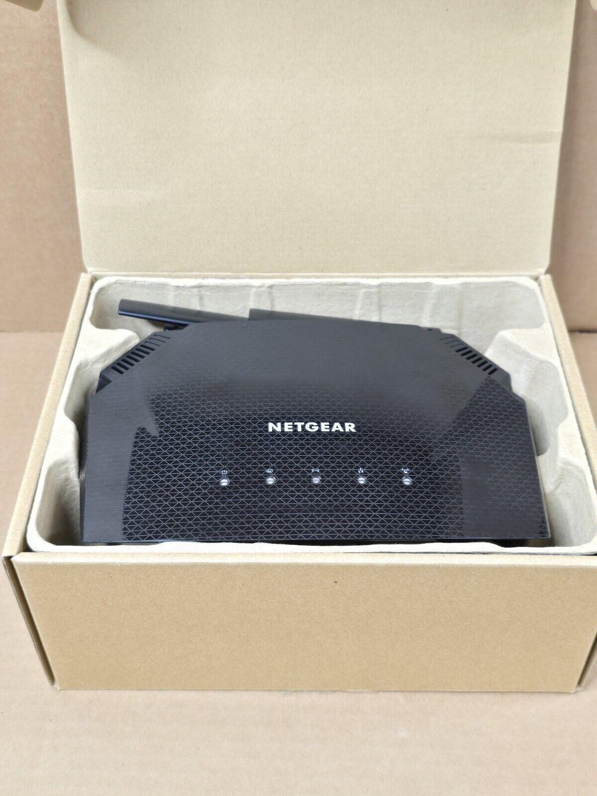 NETGEAR 4-Stream WiFi 6 Router R6700AX– AX1800 Wireless