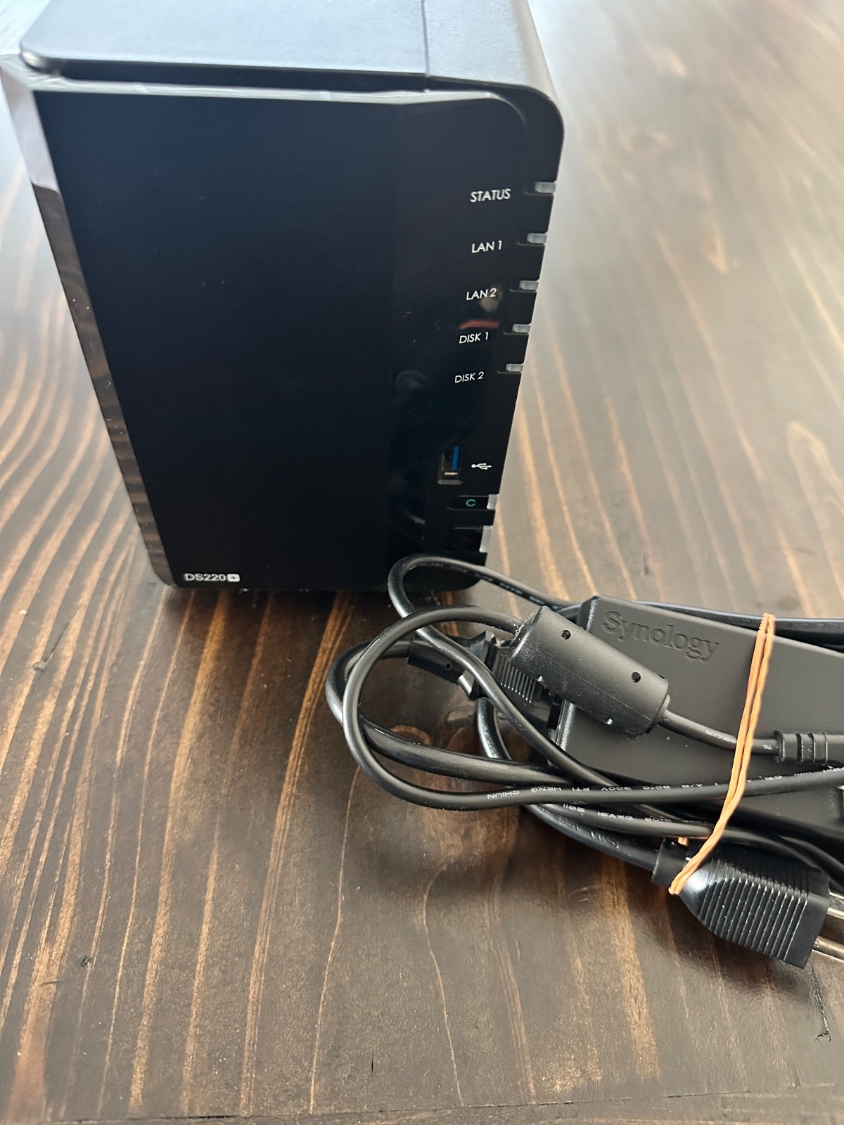 Synology DiskStation DS220+ 2 Bay NAS (Network Attached Storage, Diskless)