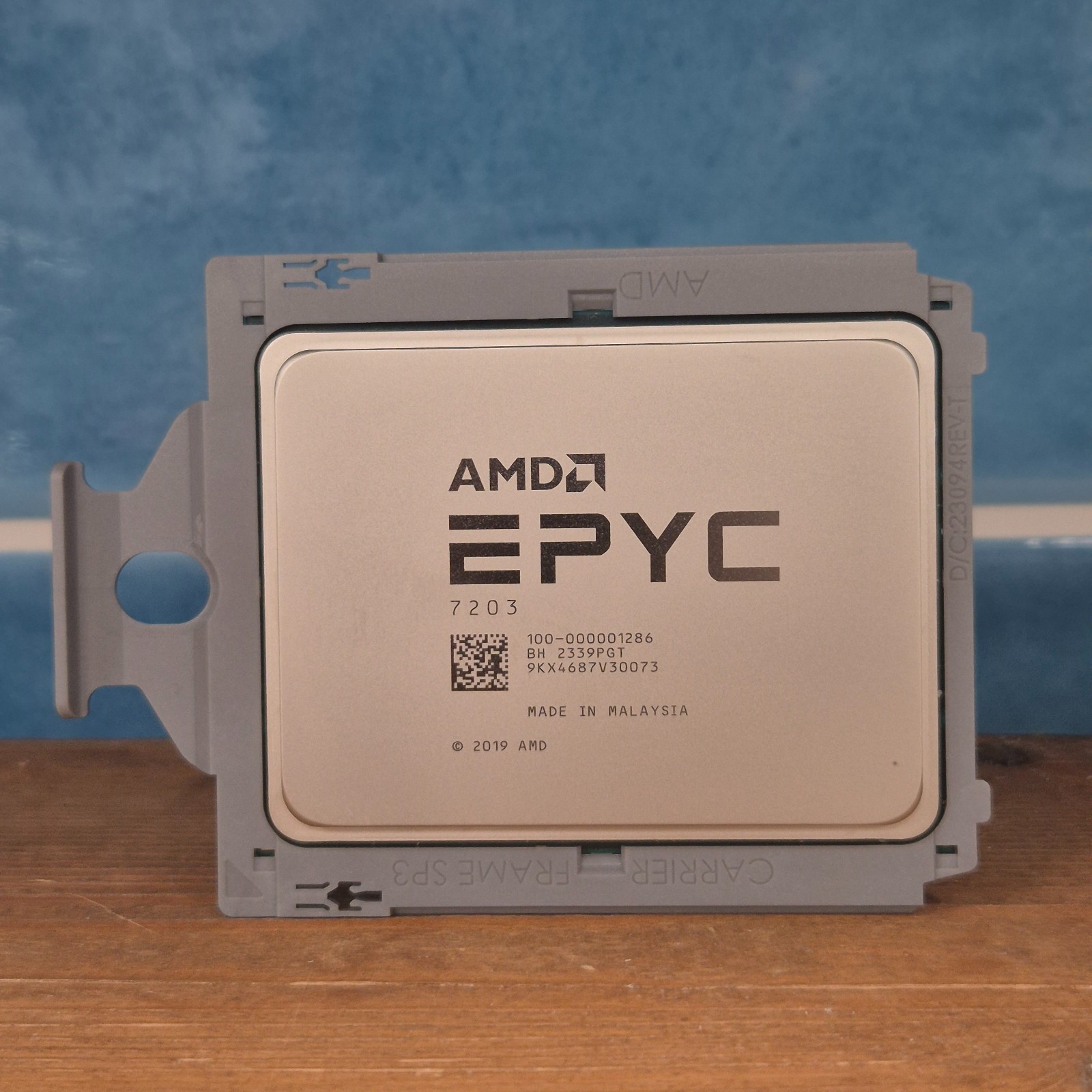 AMD EPYC 7203 CPU Socket SP3 8-Core 2.8 GHz 64 MB (240 EUR 0% VAT)
