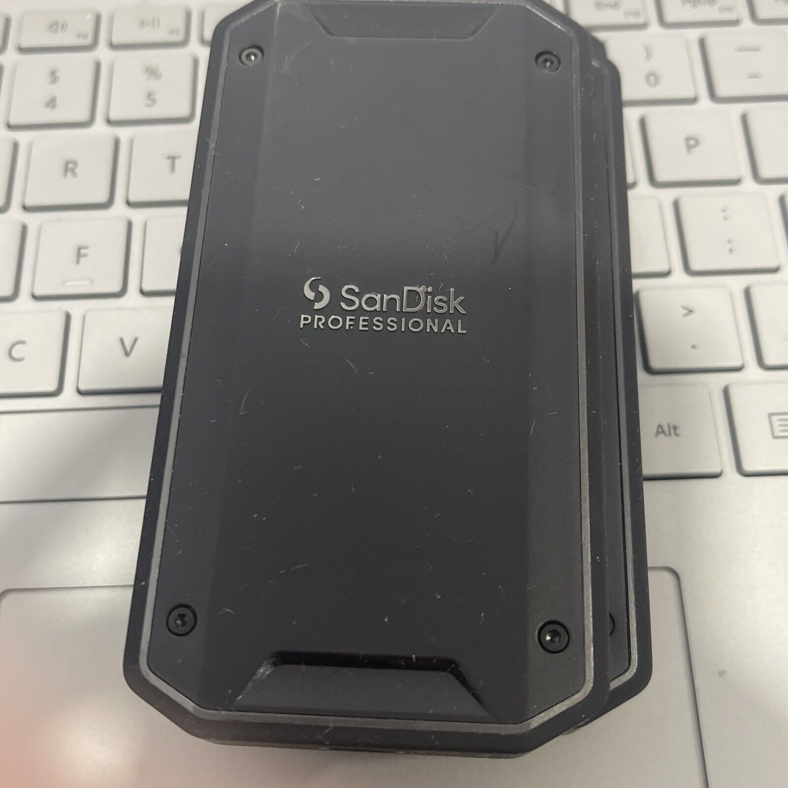 SanDisk Professional PRO-G40 2TB 3.2 Gen 2 Type-C Portable External SSD 0 write