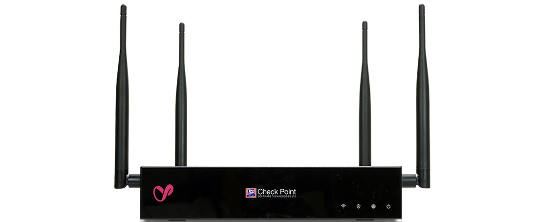 Check Point SG1590WDSL WiFi security switch + 1 year SNBT subscription Premium