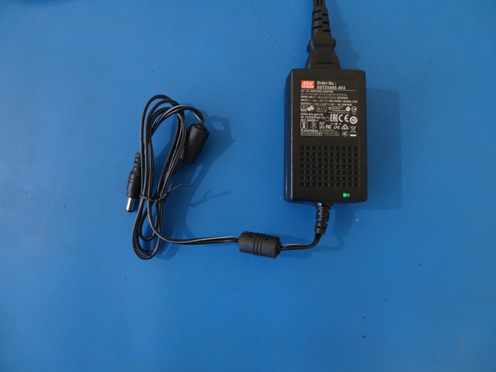 Mean Well GST25A05-AT4 AC/DC Power Supply Adapter 5V 4A 20W Switching Charger
