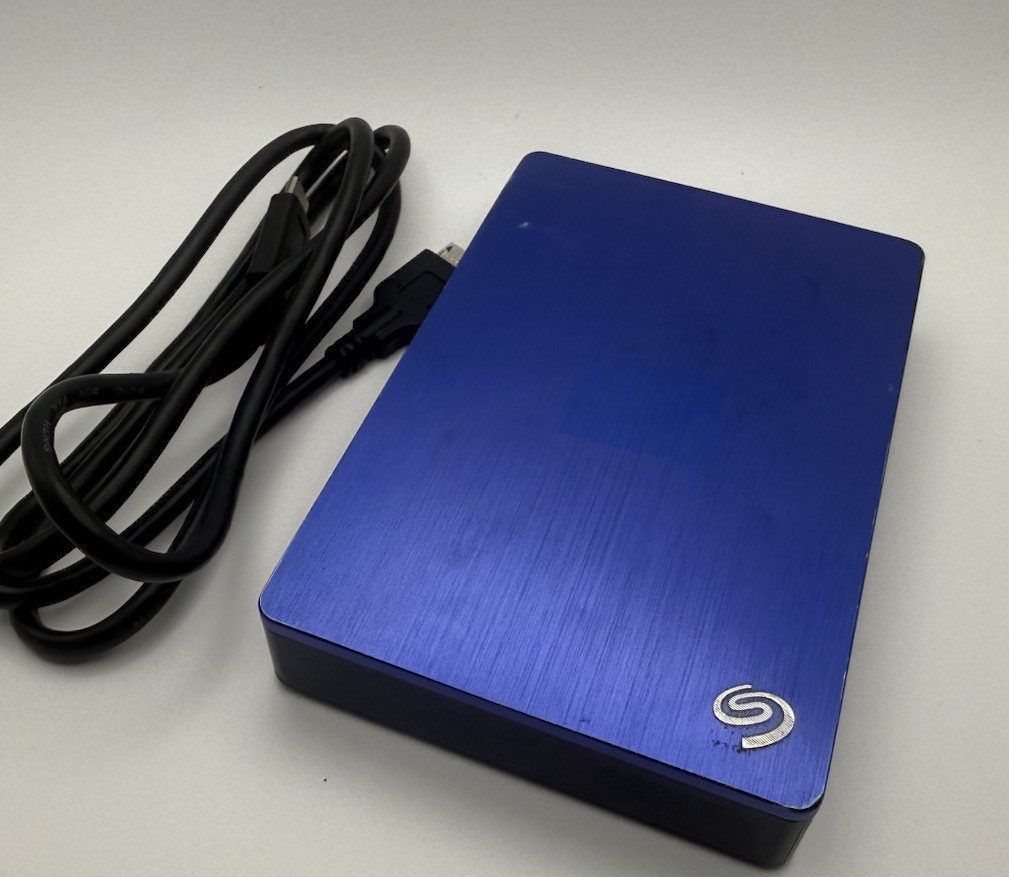 Seagate Backup Plus 4TB External Hard Drive USB 3.0 SRD00F1 with Cable