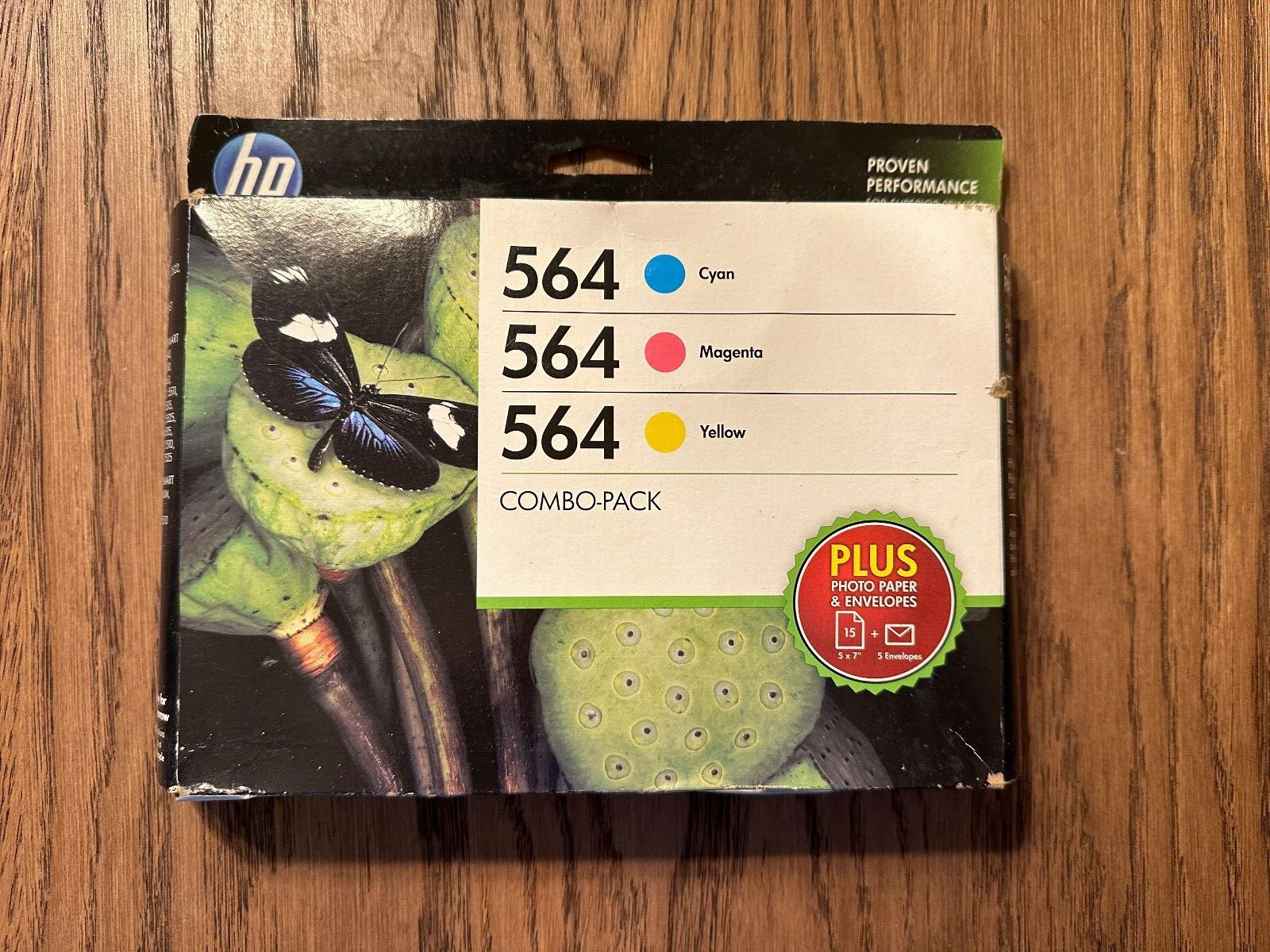 GENUINE OEM HP #564 TRI-COLOR Ink CARTRIDGE & Paper Exp. 03/2015