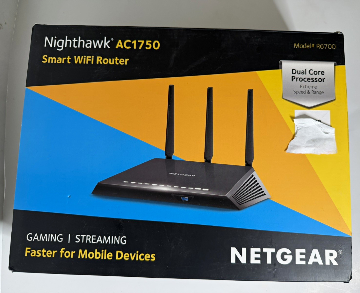 Netgear Nighthawk AC1750 Smart WiFi Router Model R6700 Open Box Complete