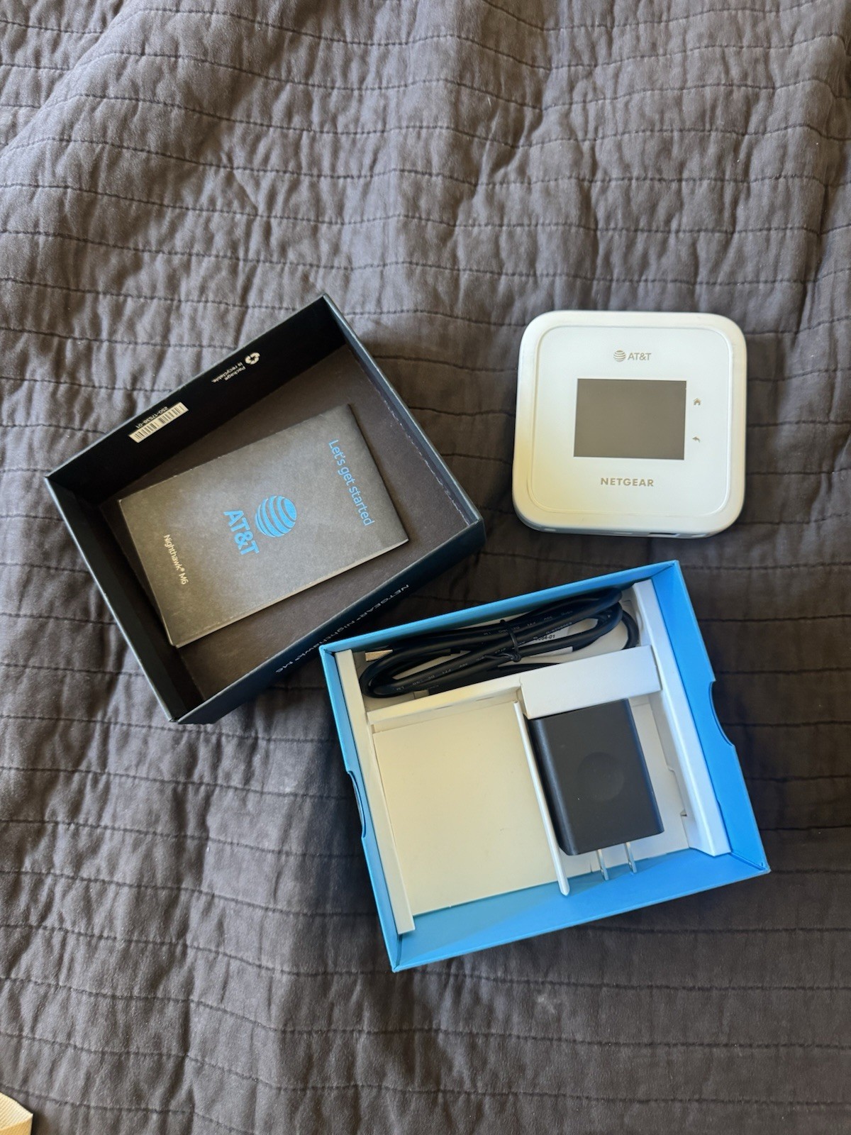 NETGEAR Nighthawk M6 MR6110 AT&T 5G Wi-Fi Hotspot Modem Wireless White