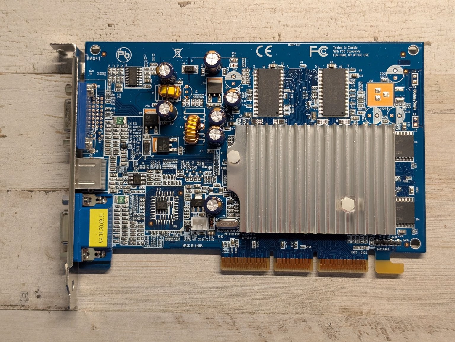 PNY Technologies GeForce FX5200 Video Card AGP 256MB Vtg PC Blue PCB Dual VGA