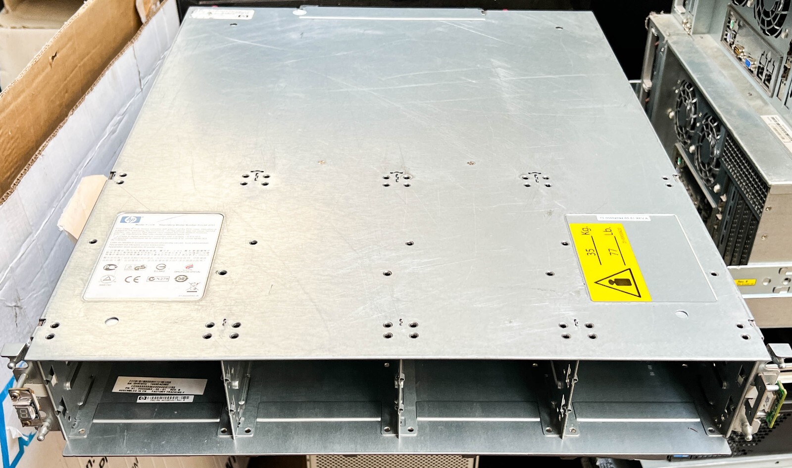 HP 443383-001 StorageWorks Vls9000 | AJ754A & 443385-001 RAID Contlr + 2xPSU
