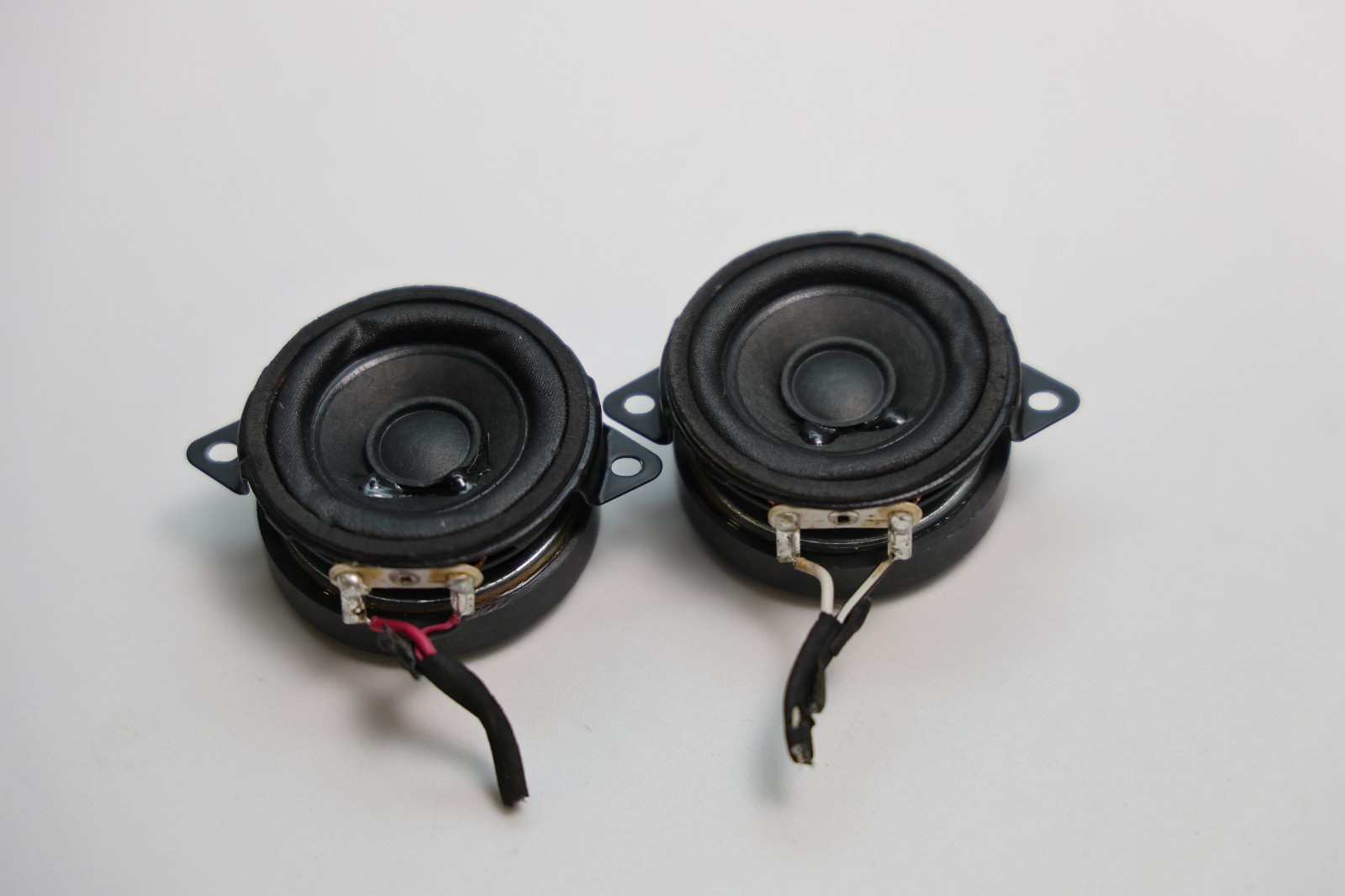Pair (2pcs) Internal Speaker 2in fits 2.25in openings High Performance 6ohms 5w