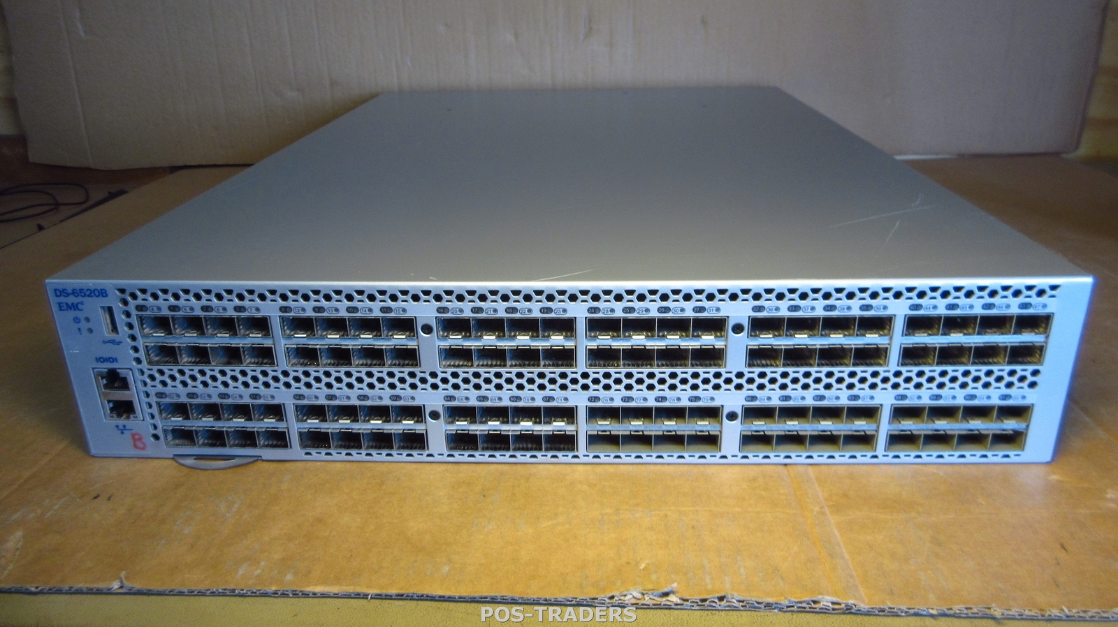 Brocade EMC DS-6520B 16Gb 96-Port SFP+ FC SAN Network Switch + NO RACK EARS