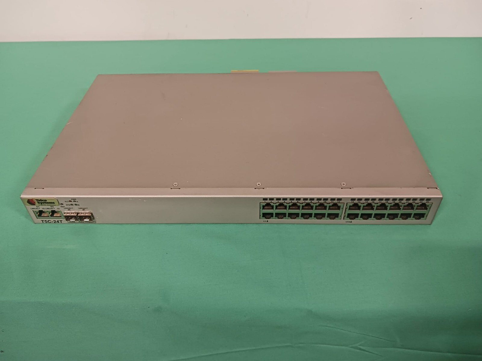Telco Systems 24-Port Ethernet Routing Switch T5C-24T
