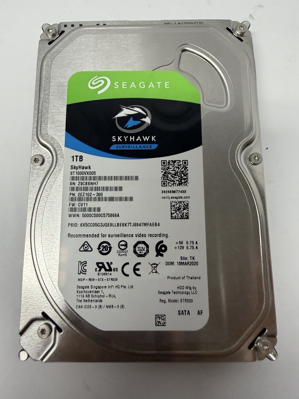 Seagate ST1000VX005 SkyHawk 1TB 3.5" SATA 6Gb/s Surveillance, 