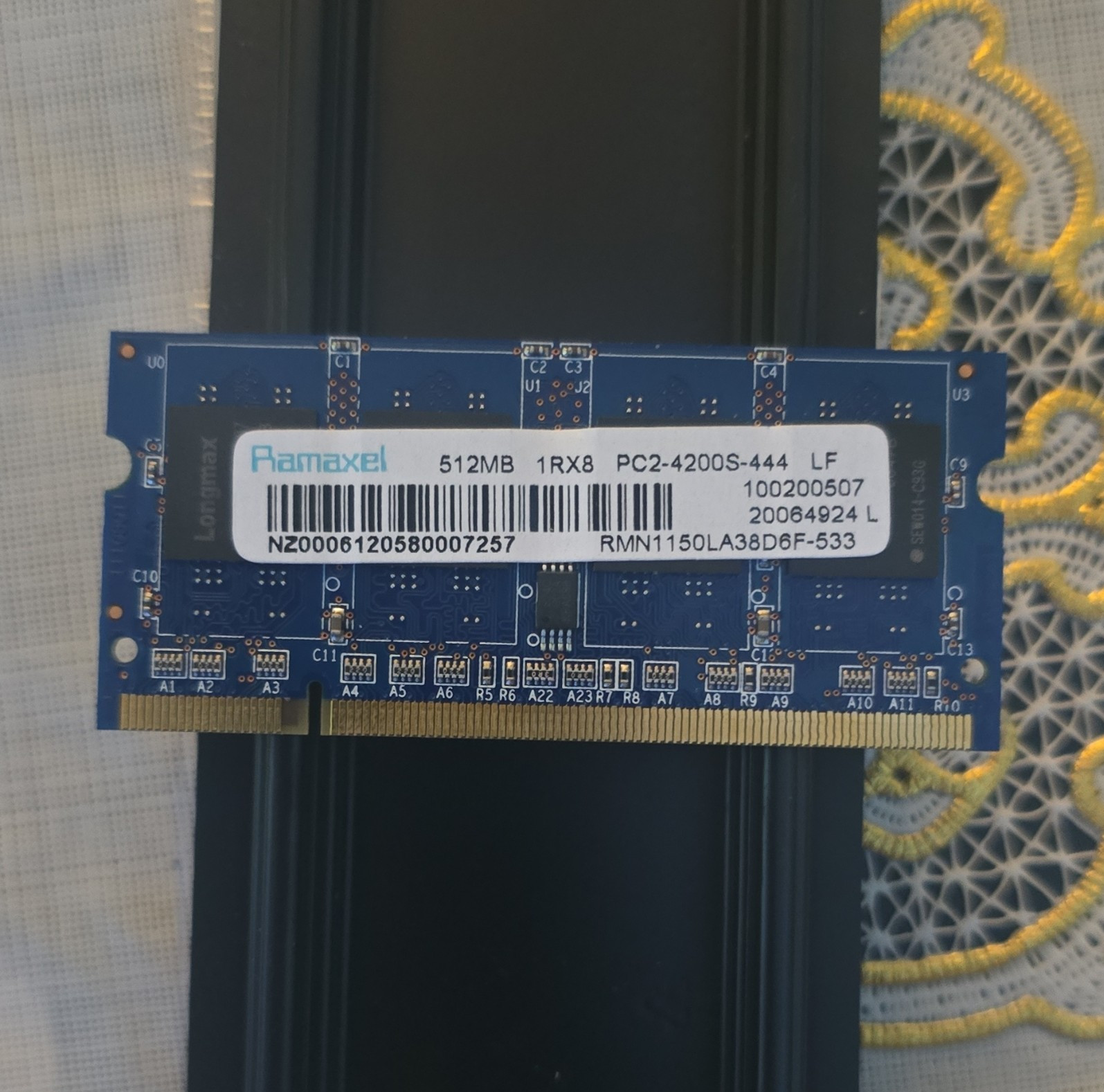 Ramaxel 512MB DDR2 SDRAM PC2-4200S-444 200-Pin SO-DIMM RMN1150LA38D6F-533