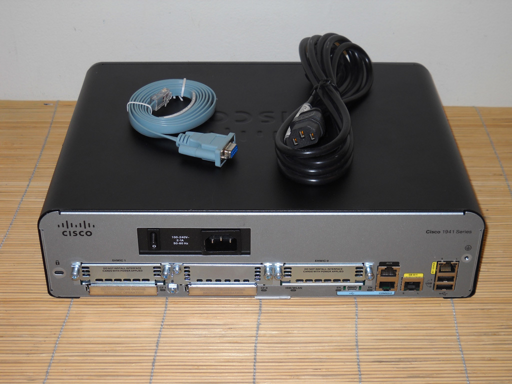 CISCO 1941-SEC/K9 Router ISR with SL-19-DATA-K9 Data license 