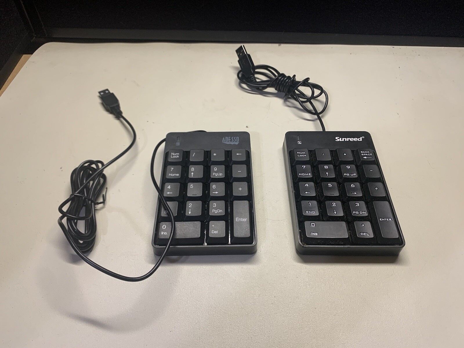 Wired USB Numeric Keypads (1) Sunreed SK-501& (1) Adesso AKB-601UB 