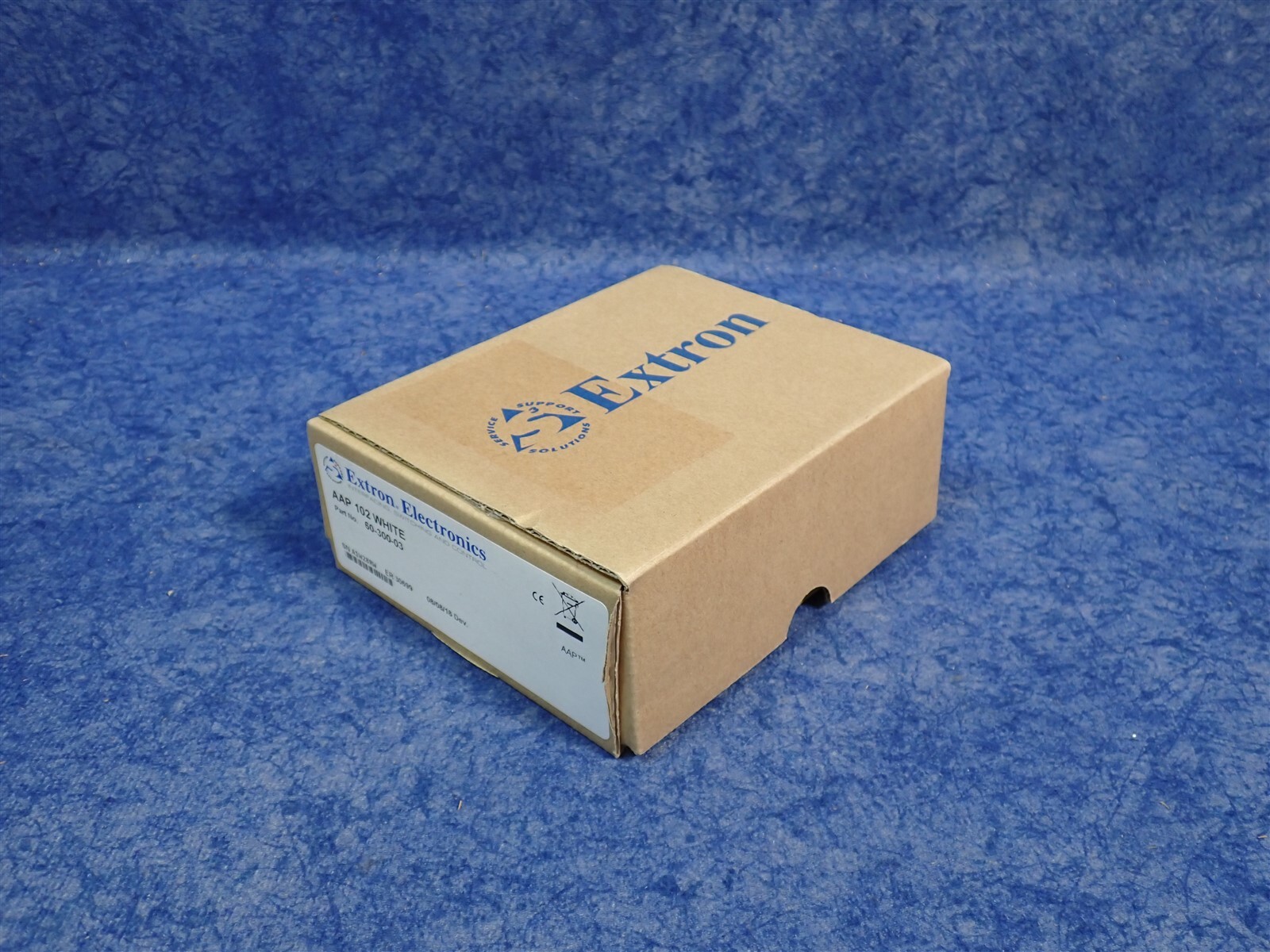 NEW Extron AAP 102 White 60-300-03 Two-Gang AV Connectivity Mounting Frame (G30)