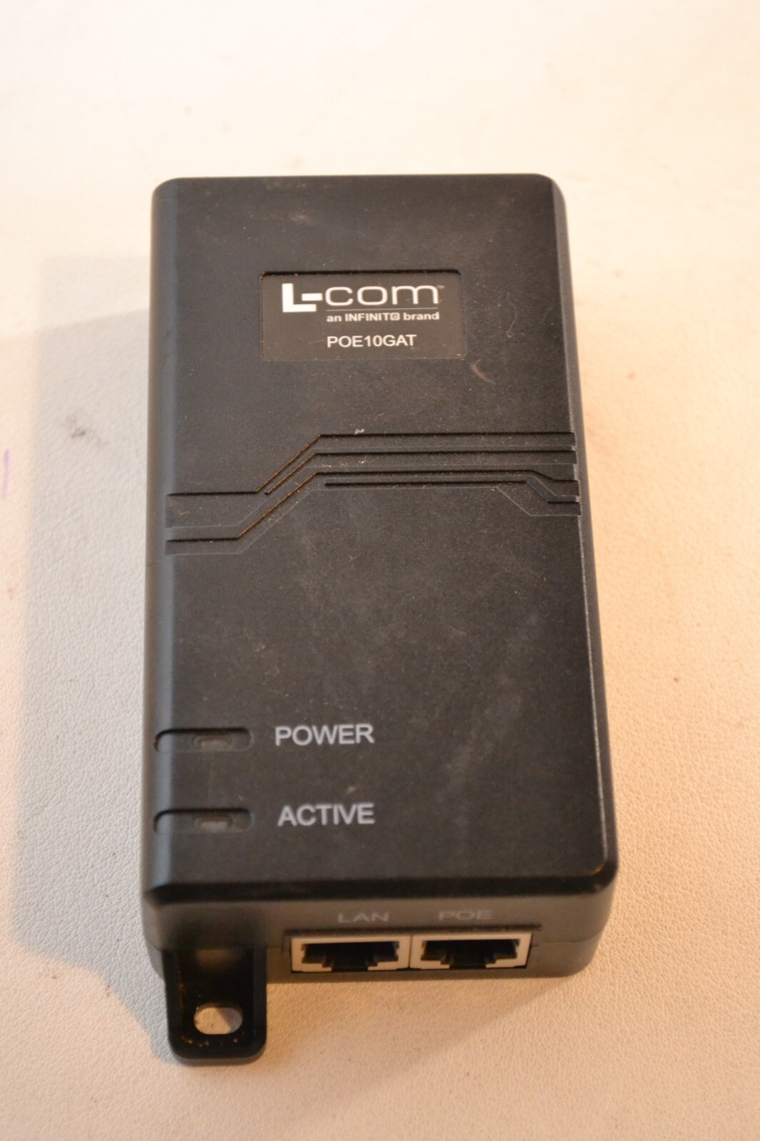 L-Com POE10GAT Power Over Ethernet Injector Infinite Electronics