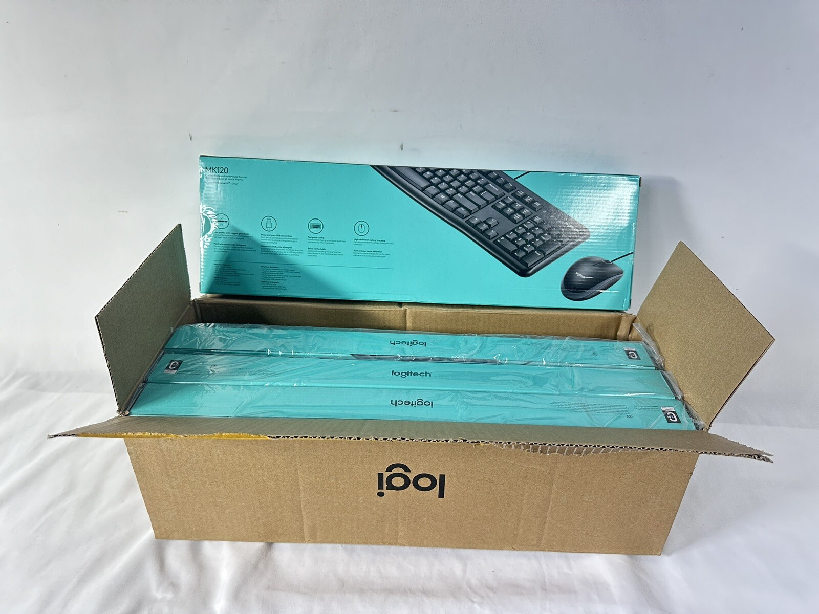 #2538 Lot of 4 - Logitech MK120 Wired USB Keyboard and Mouse, Black (920-002565)