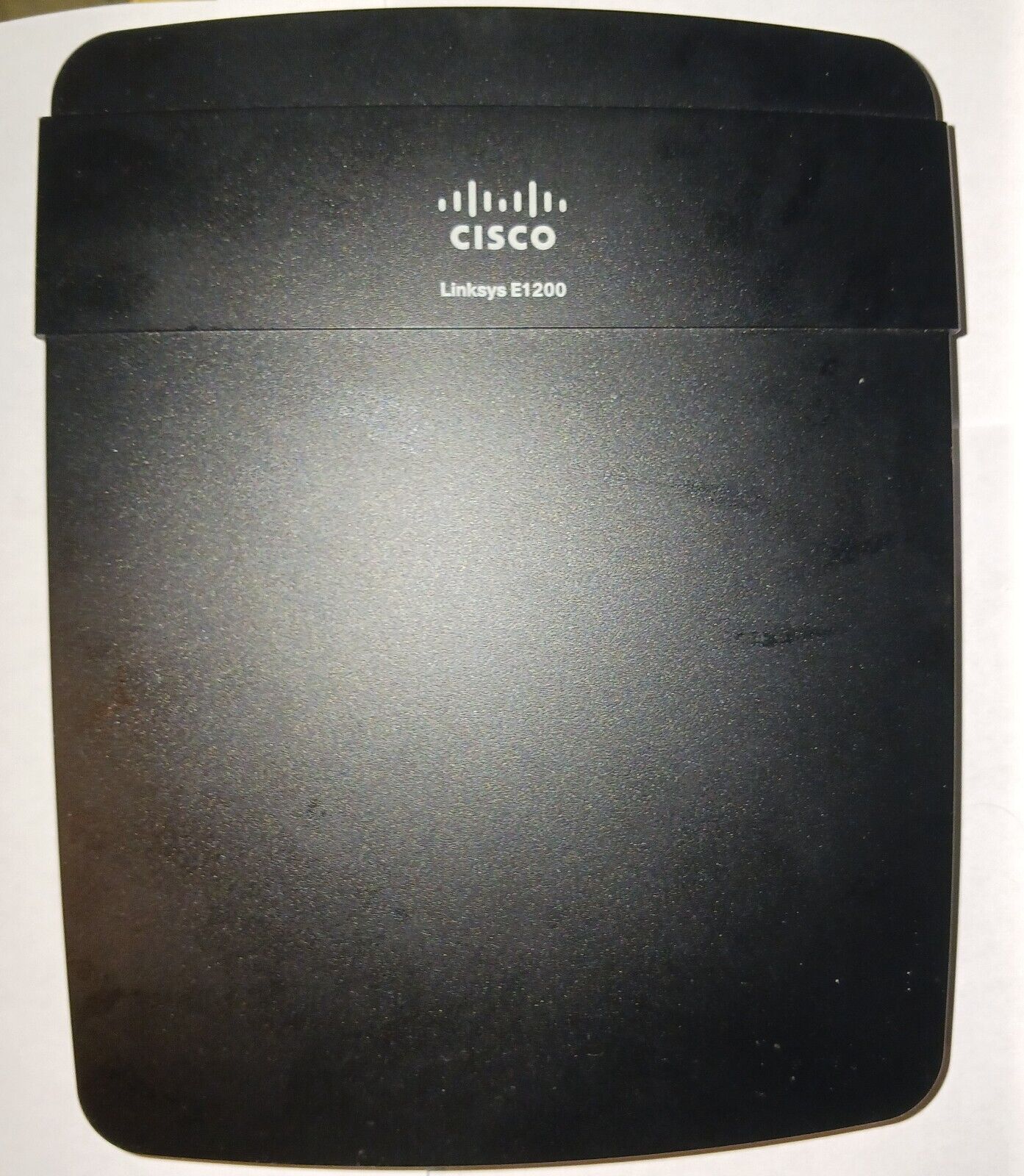 CISCO Linksys E1200 Router Great for separate Network Internal Older E1200