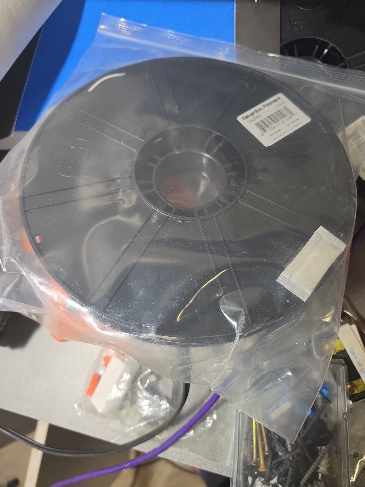 MakerBot True White Filament Large Spool 1.5 LBS PLA MP05780(Y8)