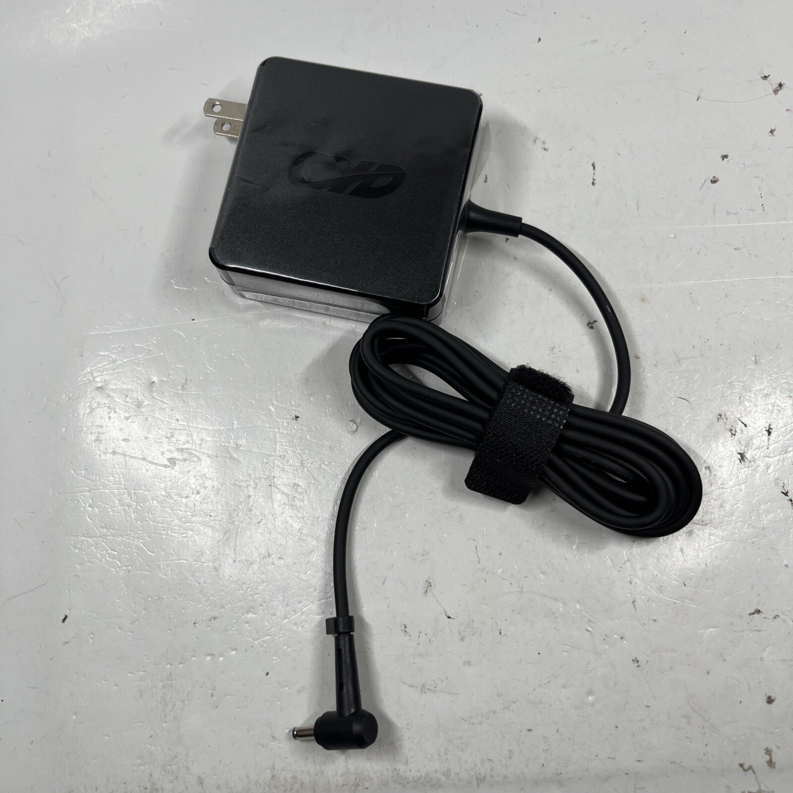 CYD AC Adapter 19V 3.42A Model (CP-0652) NEW