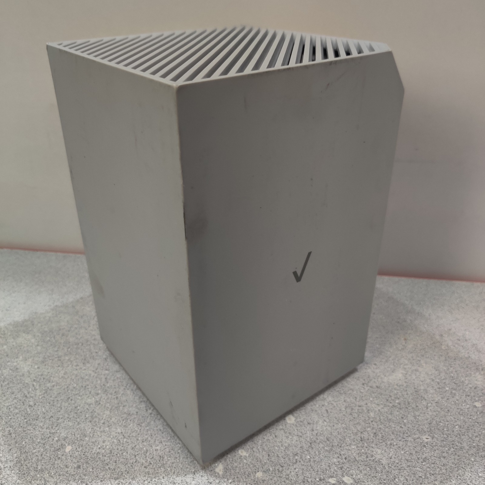 Verizon Internet Gateway | Model ASK-NCM1100 - NO Power Adapter