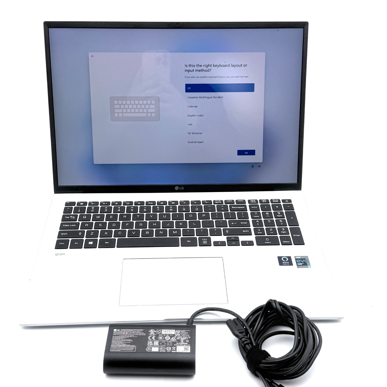 LG Gram 17Z95P 17-inch WQXGA i7-1195G7 16GB 2TB SSD Silver Laptop