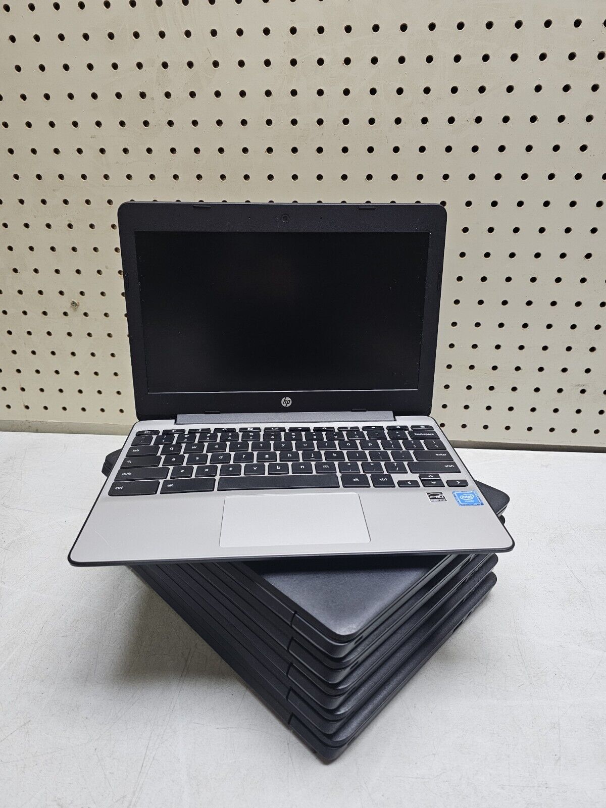Lot of Six (6) HP ChromeBook 11 G5 Laptop - Intel Celeron N3060 - 4GB RAM READ