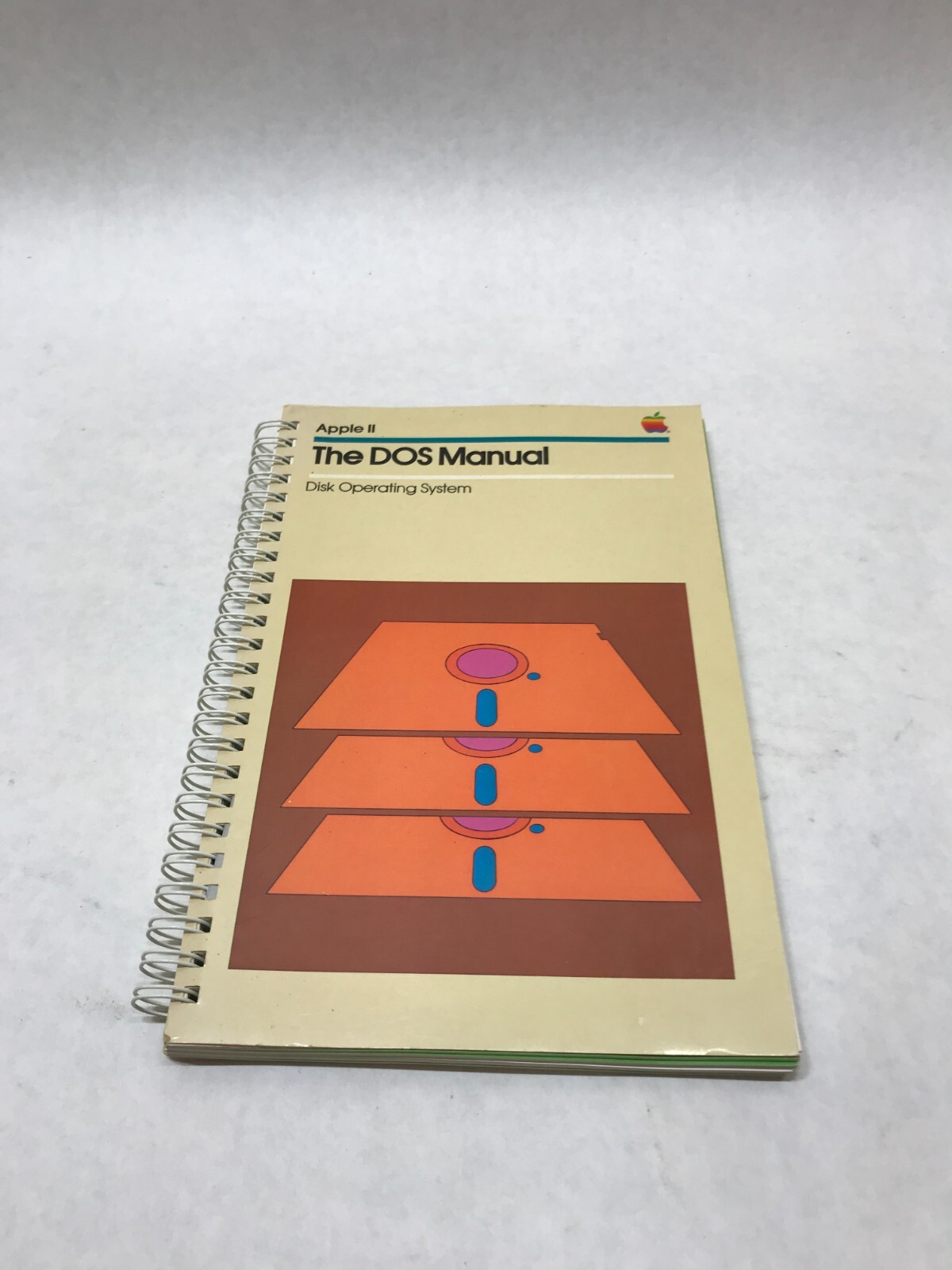 Apple II The DOS Manual Disk Operating System (Computer Book) 1981 030-01150B DW