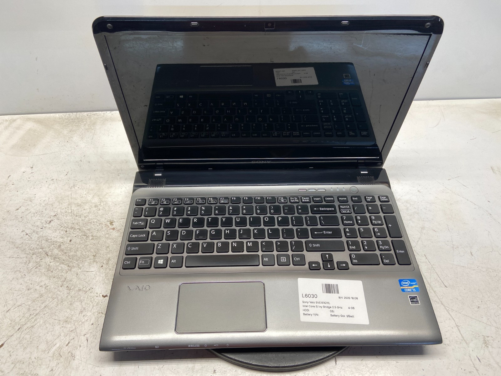 Sony Vaio SVE151G11L Intel Core i5 Ivy Bridge 2.5 GHz 4 GB NO HDD