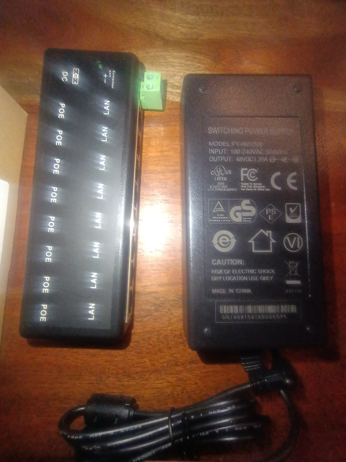 8-Port Passive Power over Ethernet Poe+ Injector Adaptor with 48V 65W Power Supp