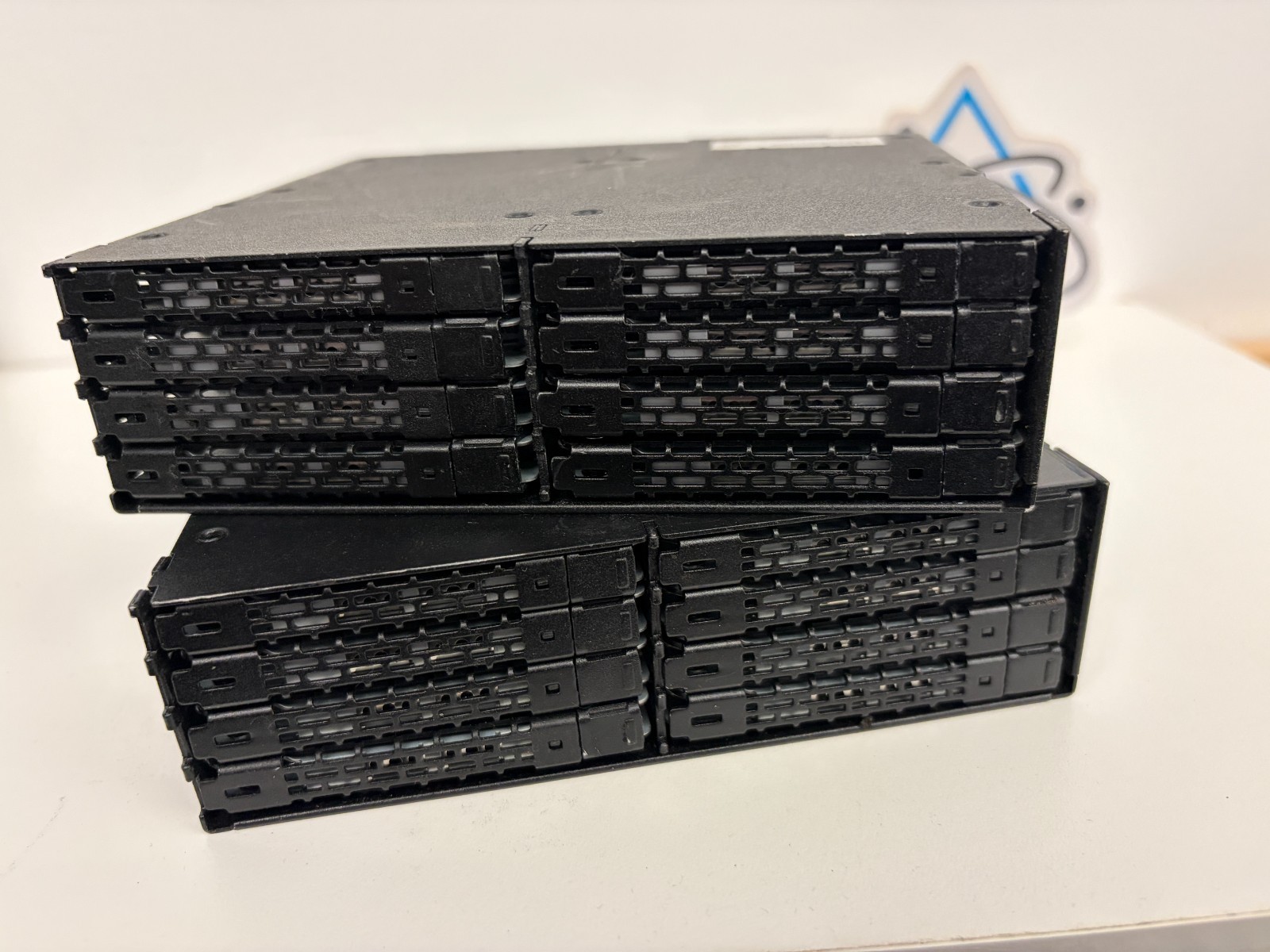 ICY DOCK MB998SP-B Metal 8-Bay Rack