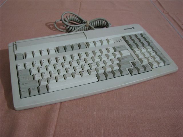Cherry MY 7000 Keyboard W/ Card Reader G81-7000LPBUS /10 Ex. Condition