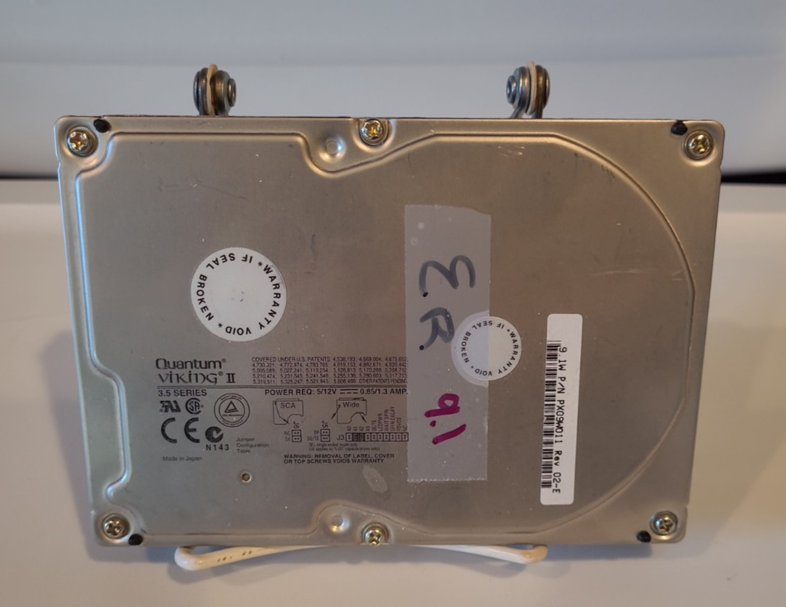 Quantum	PX09W011 9.1g SCSI Internal Drive