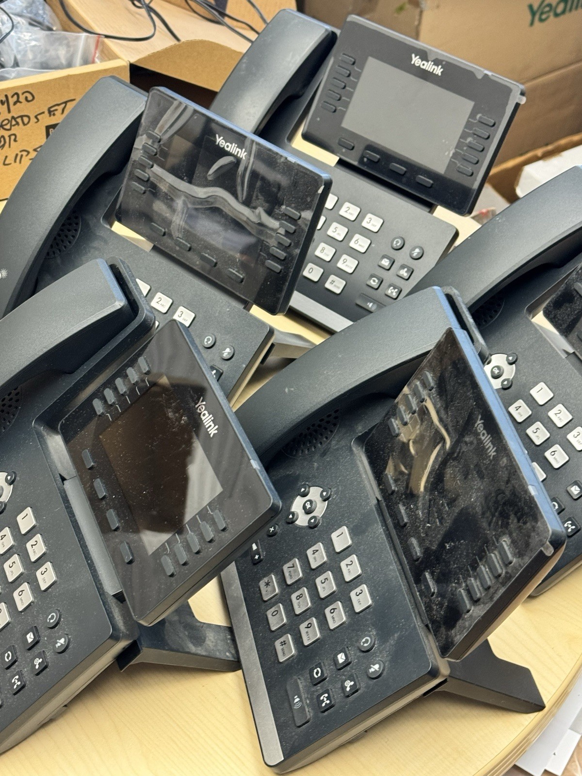 Yealink SIPT54W Display LOT OF 5 IP Color Phone