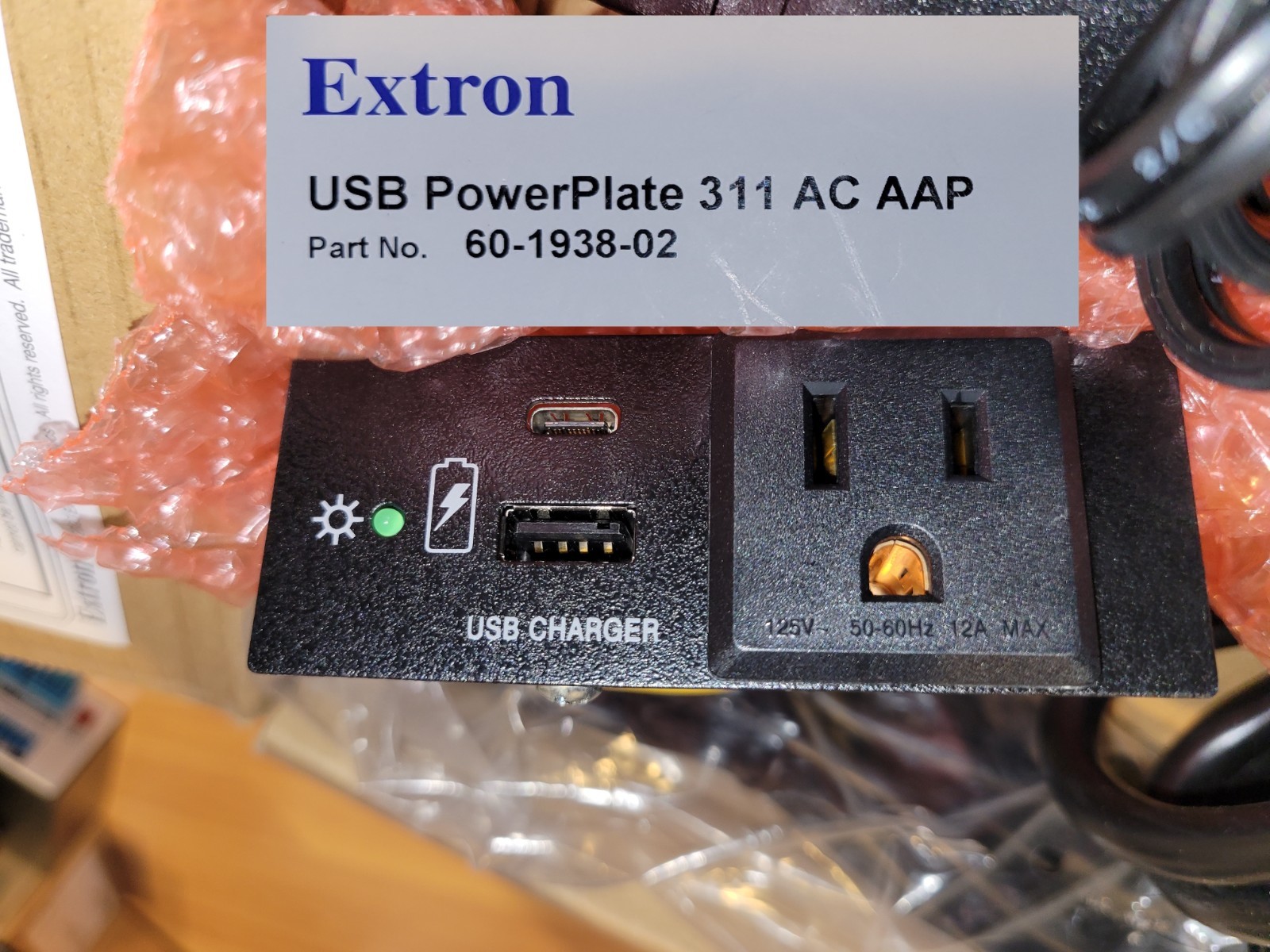 Extron 60-1938-02 USB PowerPlate 311 AC AAP, One US AC, Double-space, Black