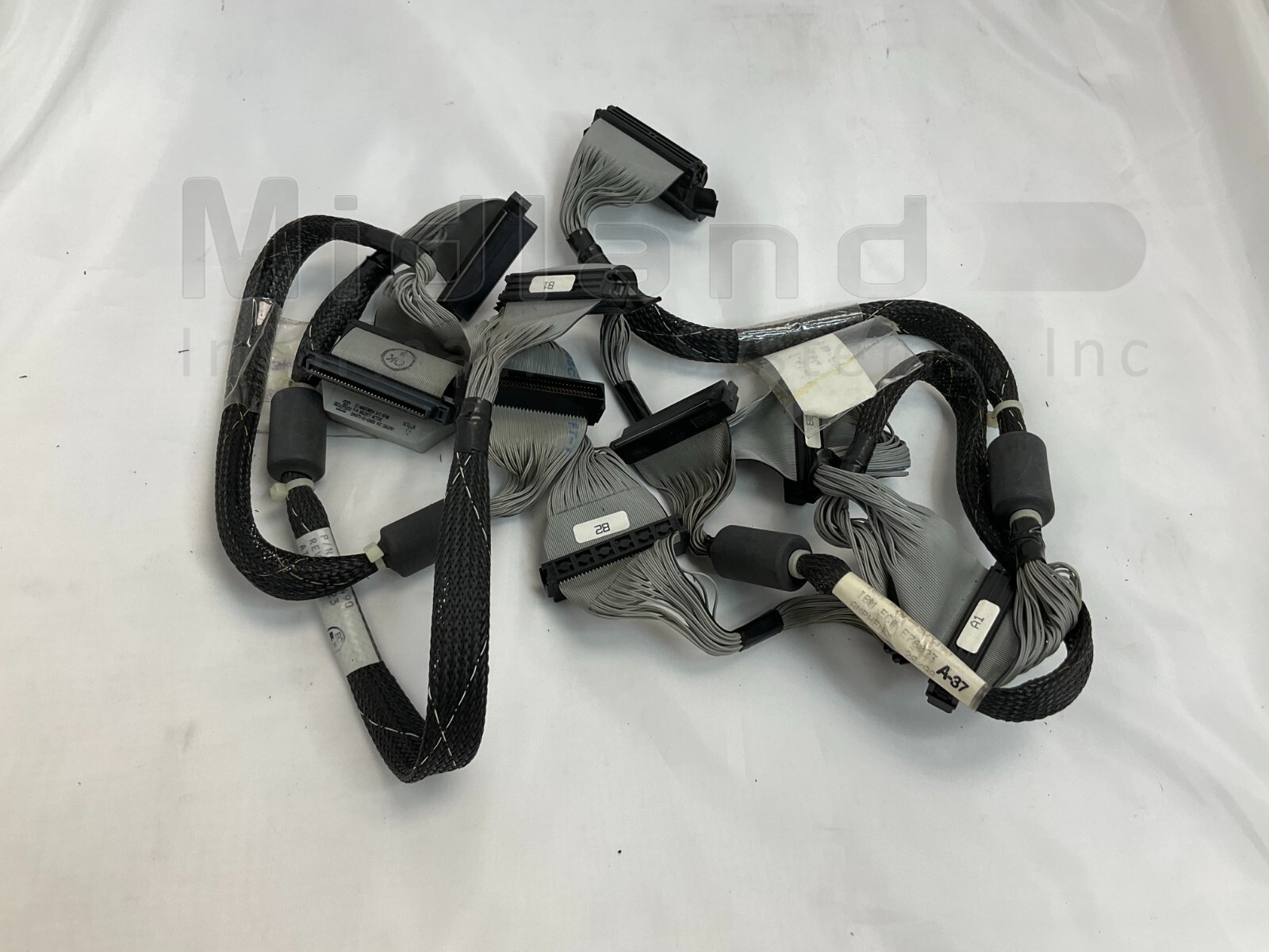 IBM 93H3490 Internal 4 drop SCSI Cable for 7025-F30, F40, F50, 7026-H10, H50