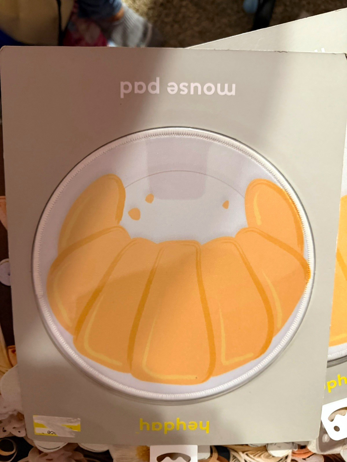 2-heyday Croissant Pictorial Round Mouse Pad - Orange & White