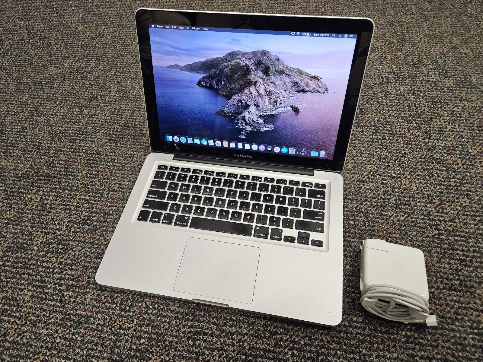 Apple MacBook Pro 13" 2.5GHz Intel Core i5 8GB RAM 750GB HDD Catalina Laptop