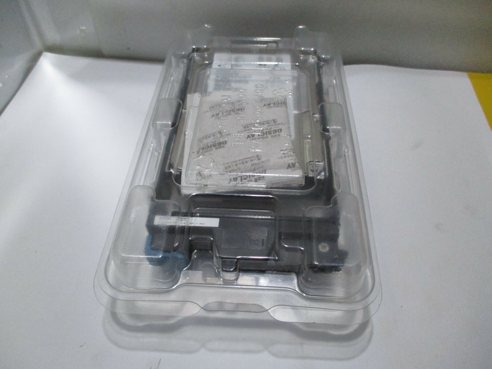 Hitachi Data Systems AKH450 3276138-C 450GB 15K RPM 3.5" SAS Hard Drive AKH450S1
