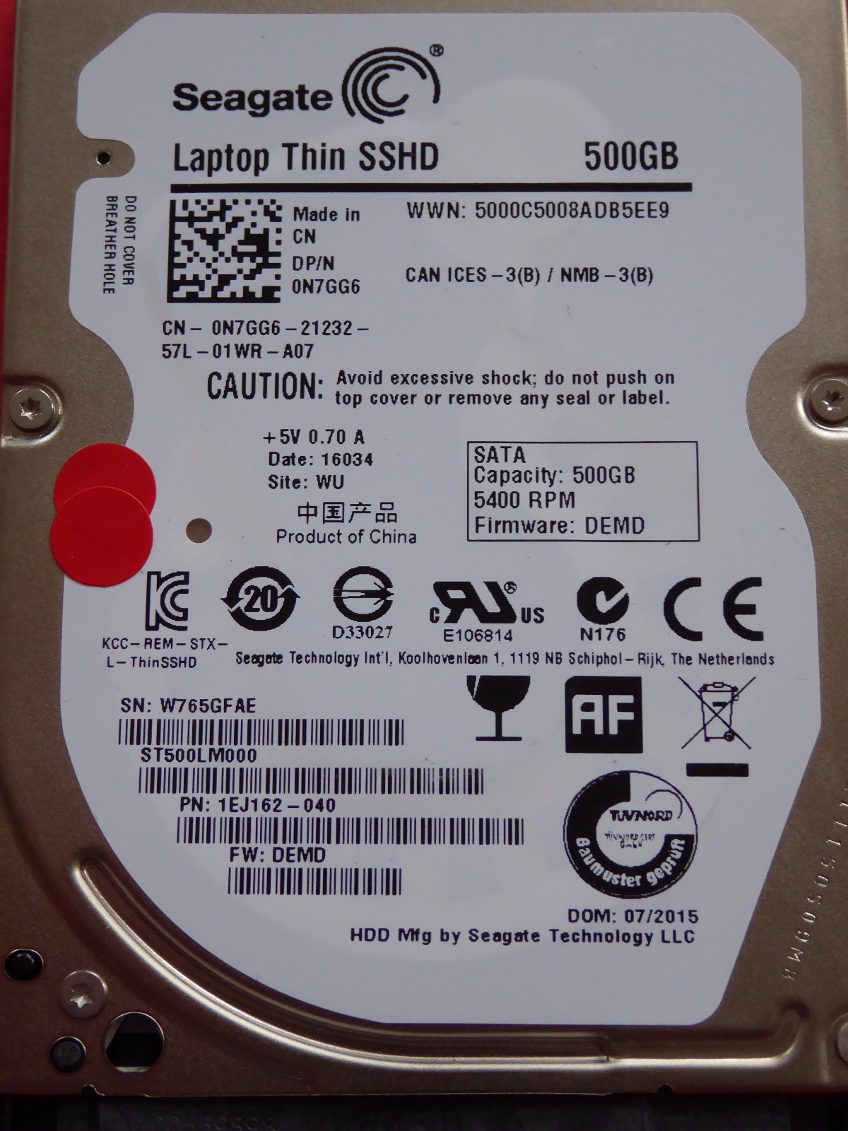 Seagate ST500LM000 | PN: 1EJ162-040 | W76 | DEMD | WU | 07/2015 | 500GB #07