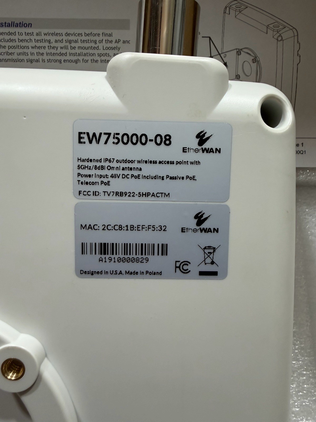 Etherwan EW75000-08 5GHz Wireless Access Point w/ 8dBi Omni Directional